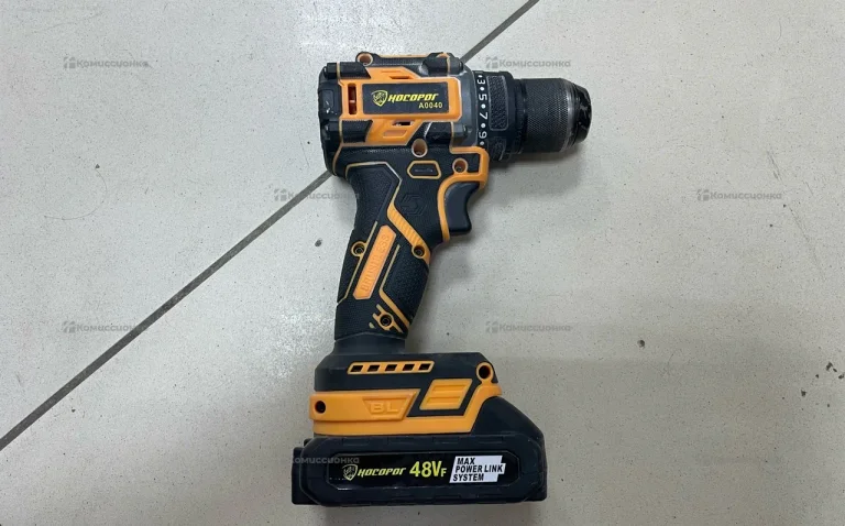 Шуруповерт Носорог A0040