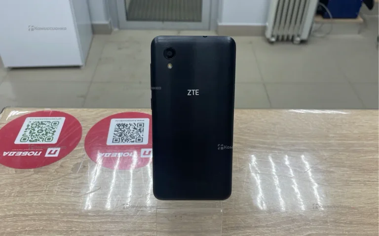 ZTE Blade L8 1/16 ГБ
