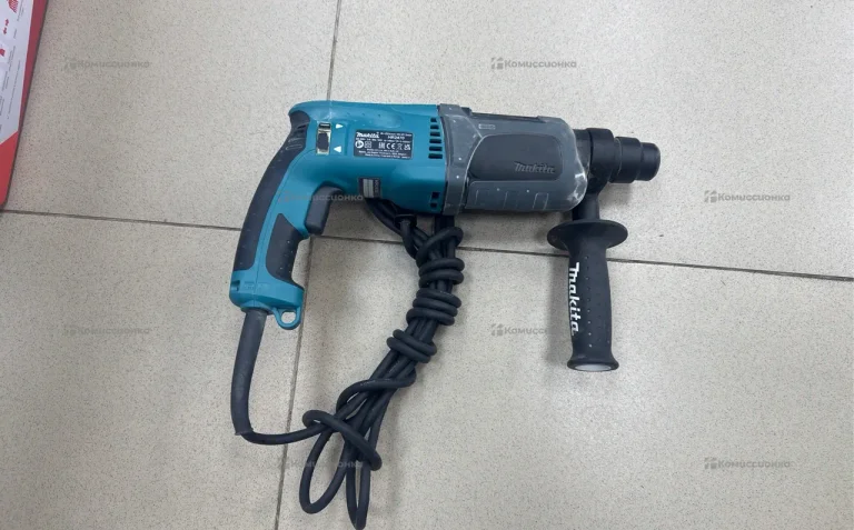 Перфоратор Makita HR2470 2023г.
