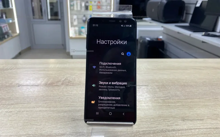 Samsung Galaxy A8+ (2018) 4/32 ГБ