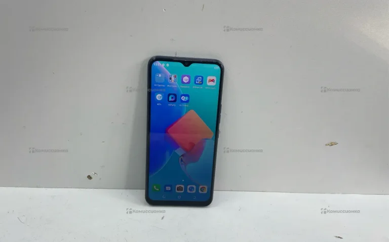 Tecno Spark 8C 4/64 ГБ