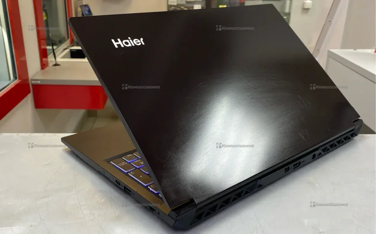 Ноутбук  HAIER GG1505A