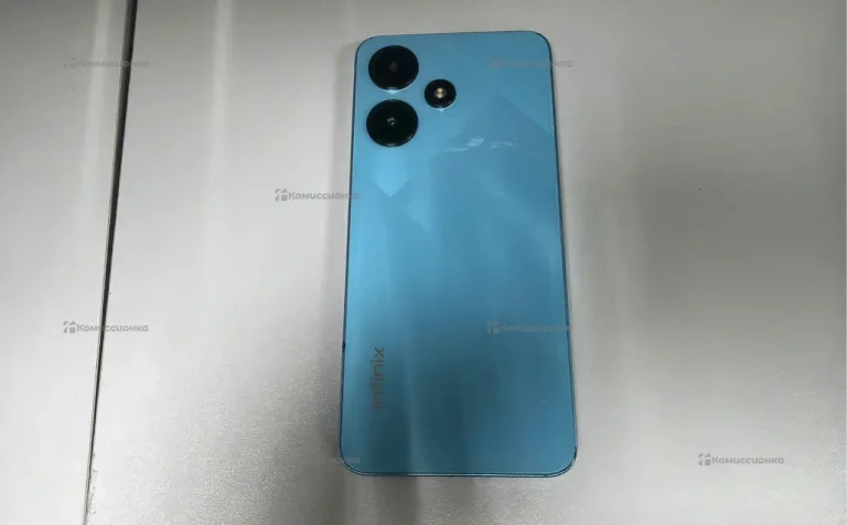 Infinix Hot 30i 4/64 ГБ