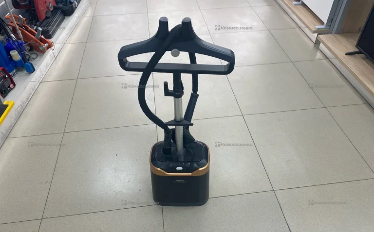 Вертикальный отпариватель Tefal Pro Style Care iT8