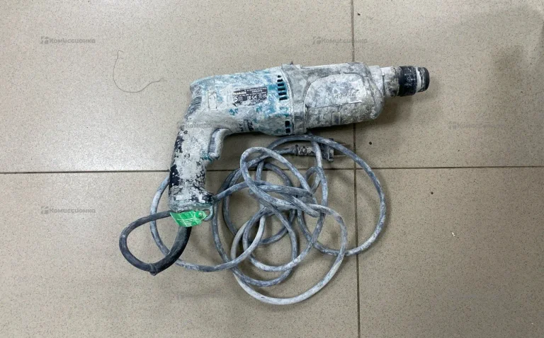 перфоратор makita HR2470
