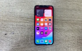 Apple iPhone XS 4/256 ГБ