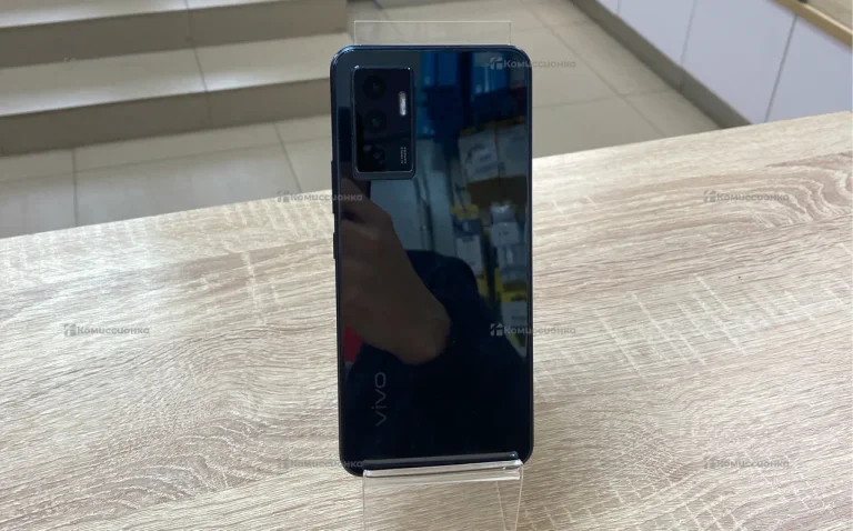 Vivo V23e 8/128 ГБ