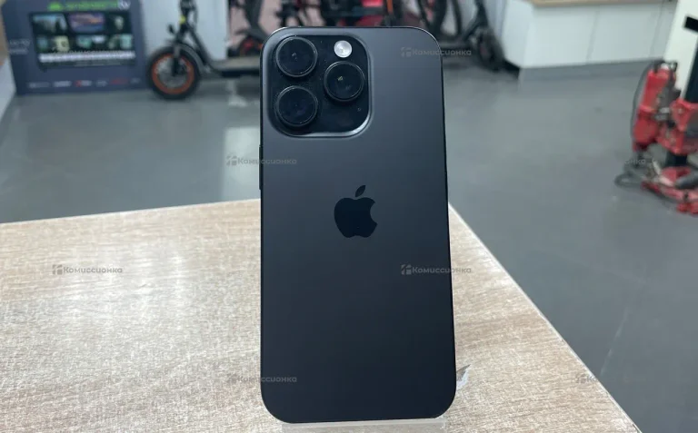 Apple iPhone 16 Pro 8/128 ГБ