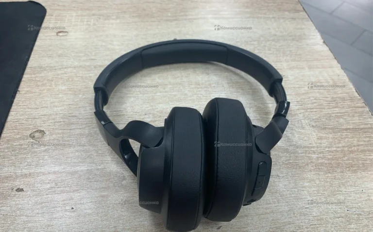 Наушники  JBL TUNE770NC
