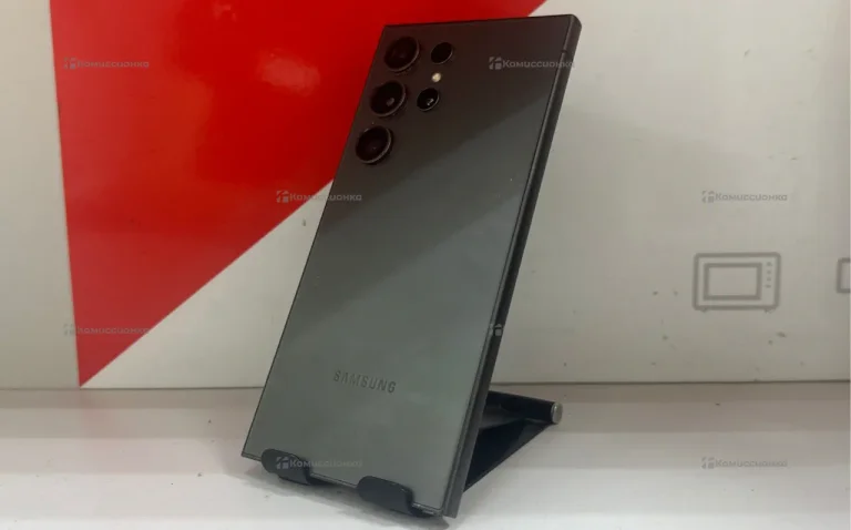 Samsung Galaxy S24 Ultra 8/256 ГБ