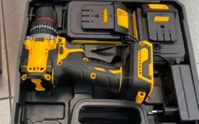 шуруповерт Dewalt б/щ