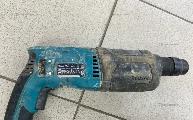 Перфоратор makita HR2470