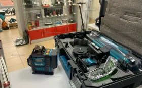 Лазерный уровень Makita реплика 4d