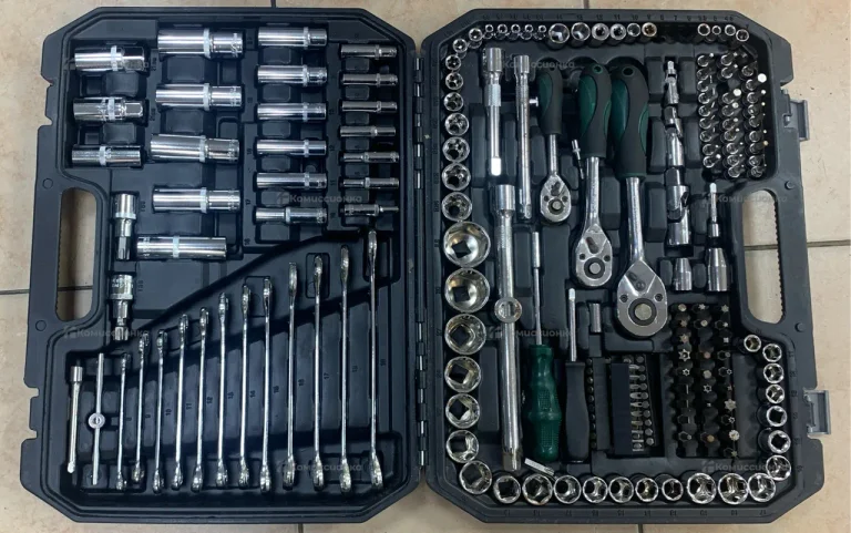 Набор инструментов TOOLS, 219 элементов, автомобил