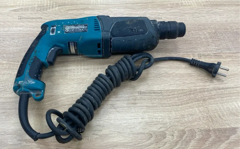 Перфоратор makita HR2470