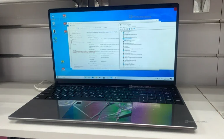 Ноутбук  Default string p142