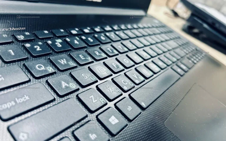 Ноутбук  asus 15,6” i3
