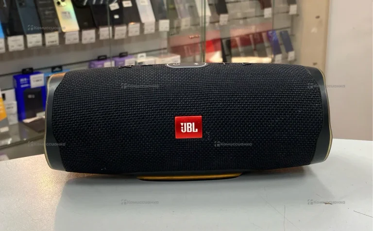 Колонка JBL CHARGE 4