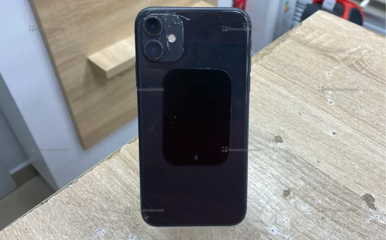Apple iPhone 11 64 ГБ