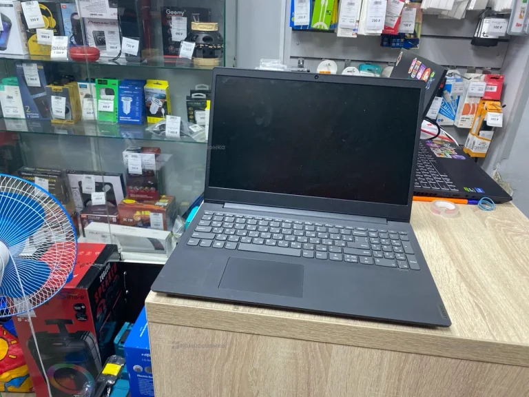 Ноутбук  Lenovo