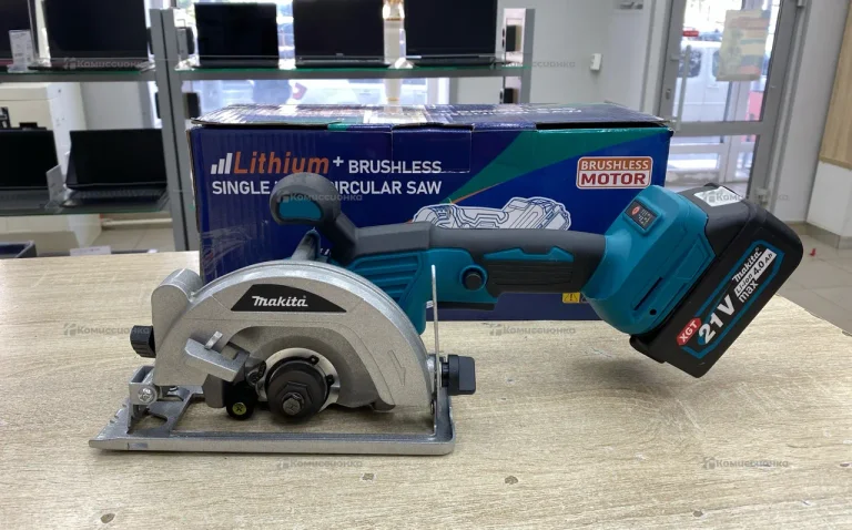 Аккумуляторная пила Makita 21V
