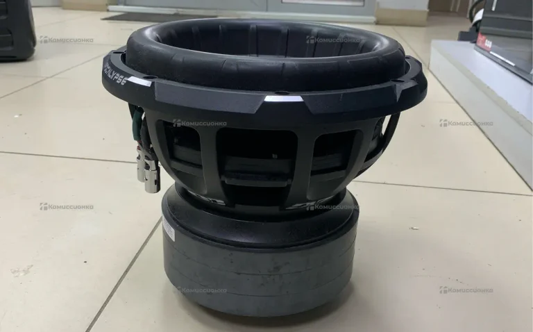 Сабвуфер  Apocalypse DB-3512R