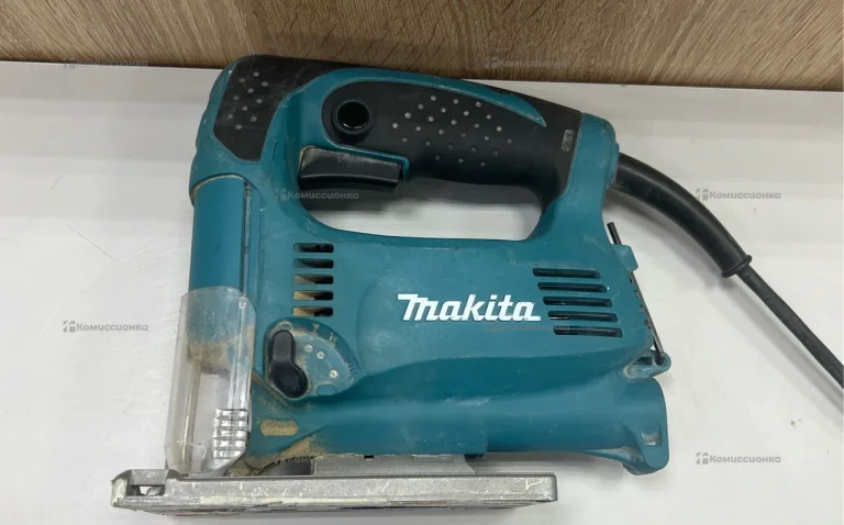 Электролобзик makita 4329