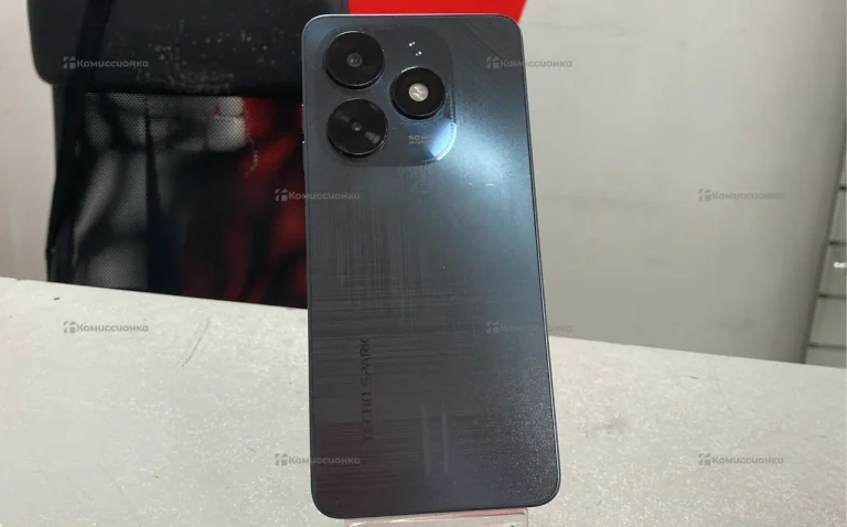Tecno Spark 20C 4/128 ГБ