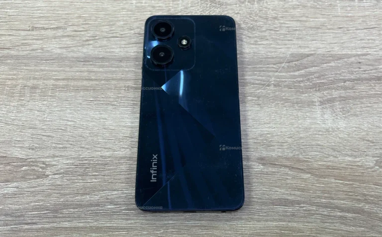 Infinix Hot 30i 4/64 ГБ