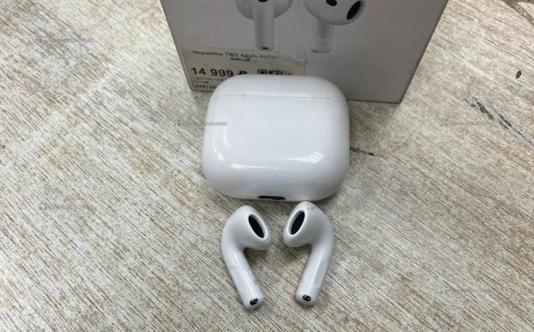 Наушники AirPods 4