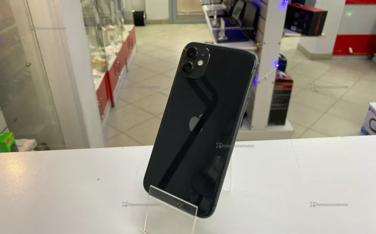 Apple iPhone 11 4/128 ГБ