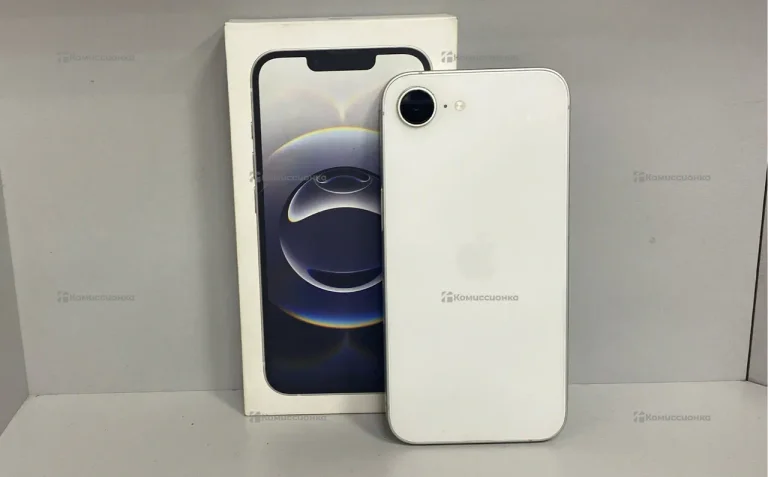 Apple iPhone 16e 8/128 ГБ