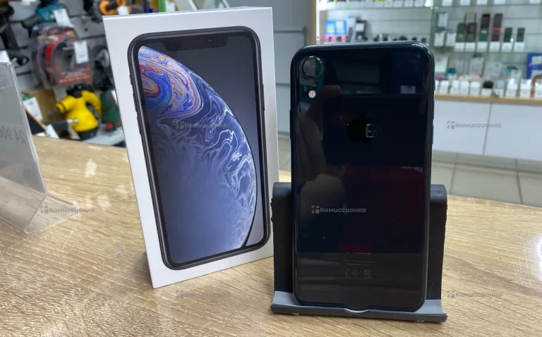 Apple iPhone XR 3/64 ГБ