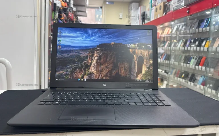 Ноутбук HP Laptop 15-rb0xx