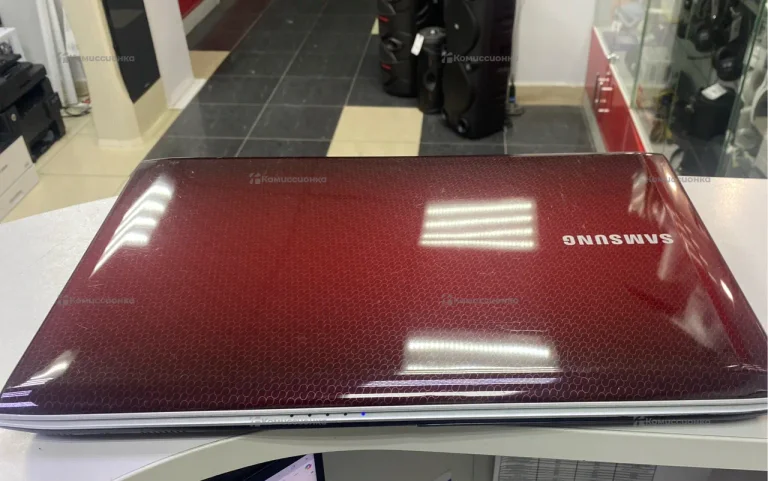 Ноутбук Samsung t4500/3gb/ssd120gb