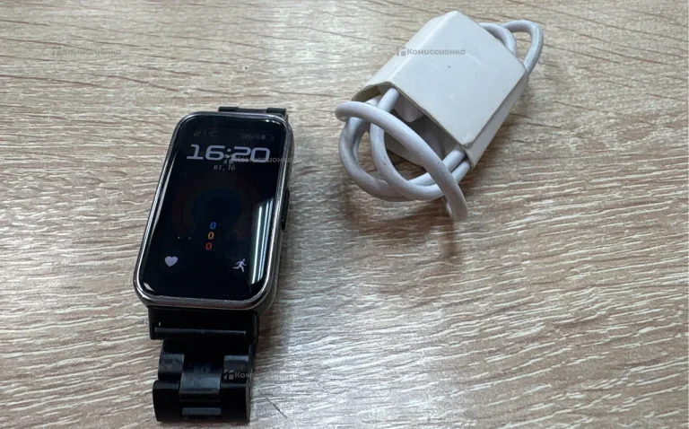 Часы  HUAWEI Band 9