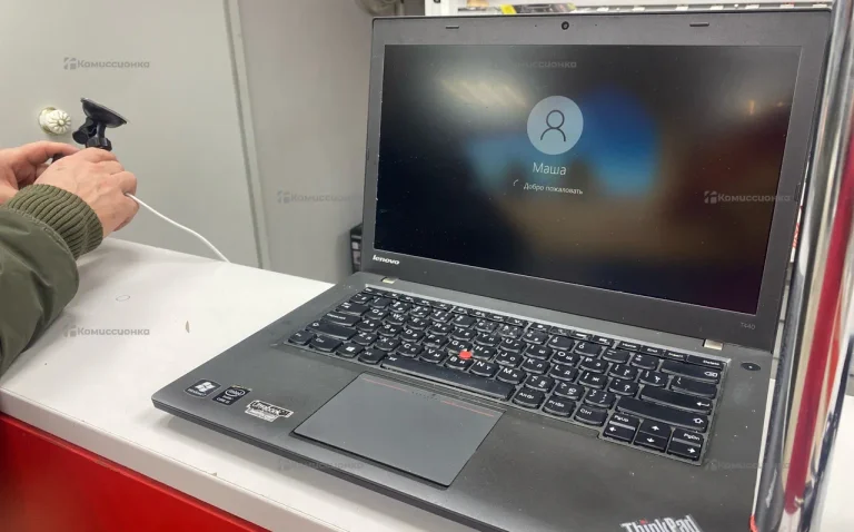 Ноутбук  Lenovo t440