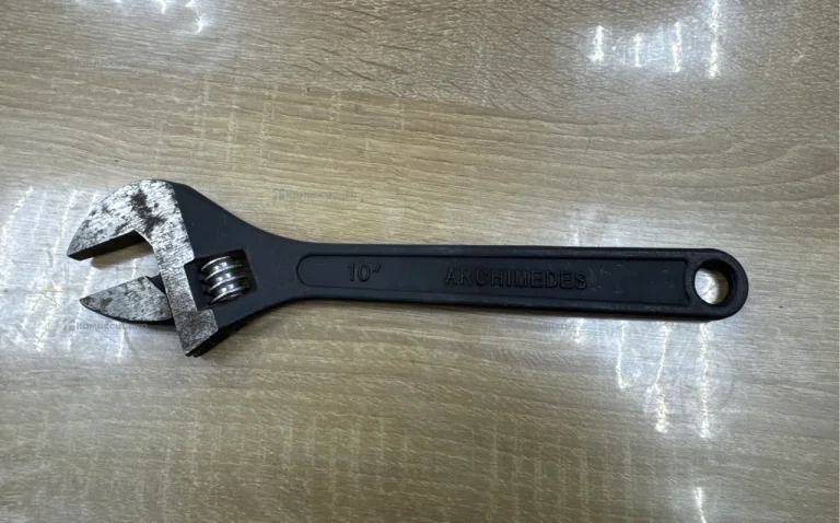 Разводной ключ