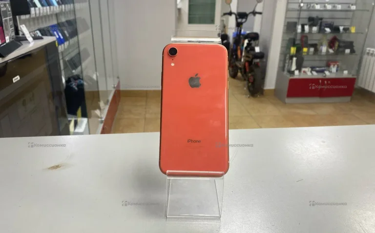 Apple iPhone XR 3/128 ГБ