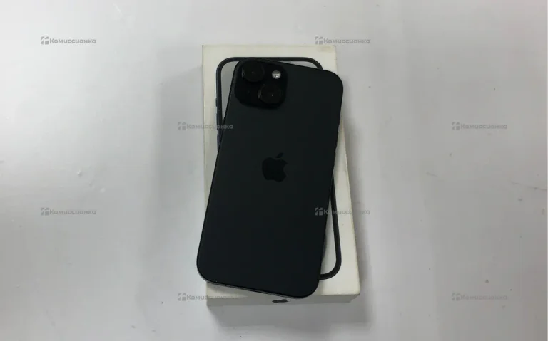 Apple iPhone 15 6/128 ГБ
