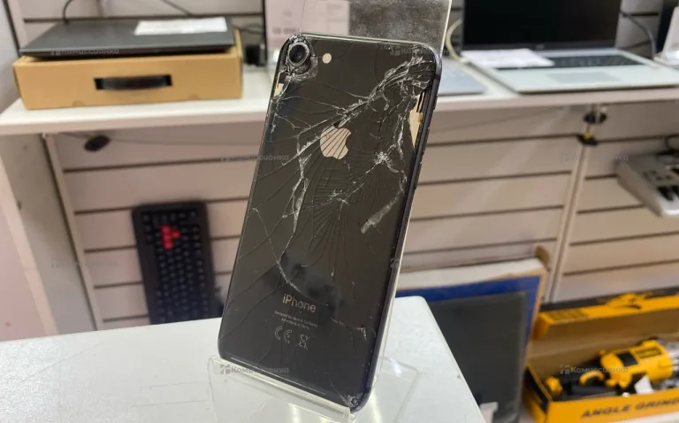 Apple iPhone 8 2/64 ГБ