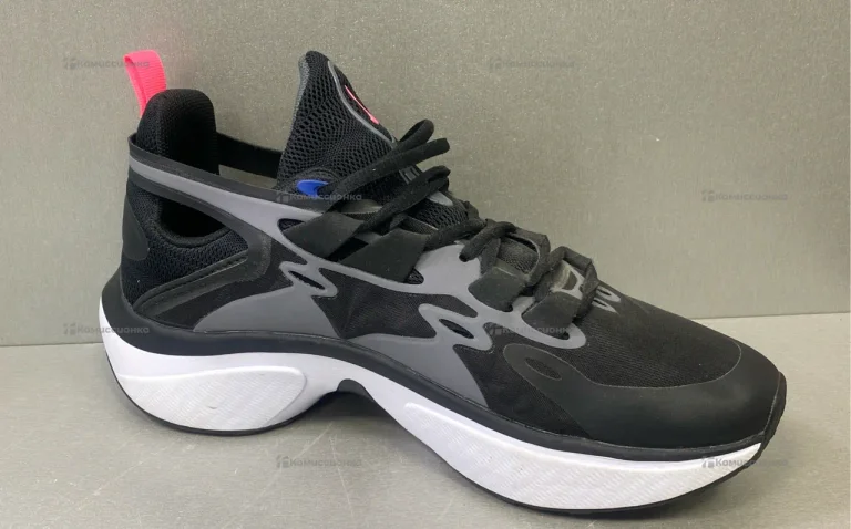 Кроссовки Nike Signal 43p
