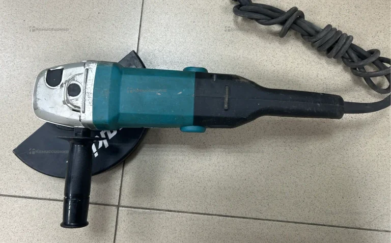 УШМ makita GA9010C