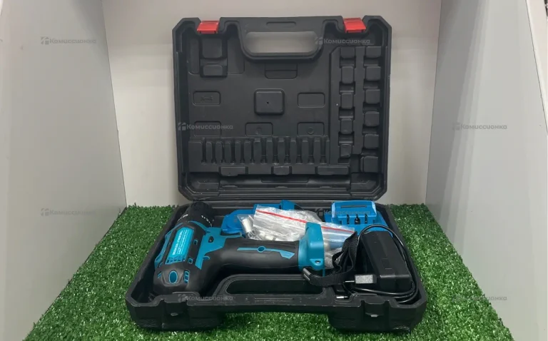 Шуруповерт Makita (реплика)