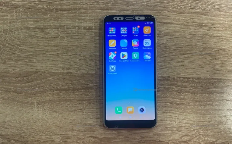 Xiaomi Redmi 5 Plus 3/32 ГБ