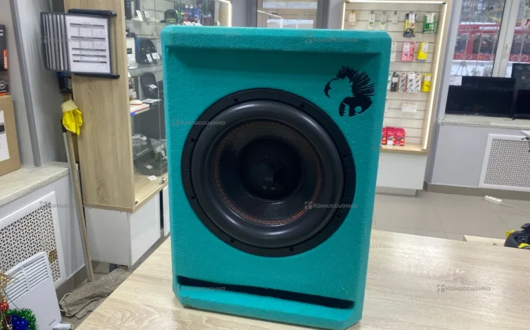 Сабвуфер  piranha 12A