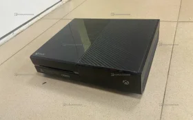 Приставка Xbox One 500gb + диск
