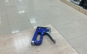 Степлер мебельный