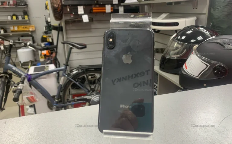 Apple iPhone XS 4/64 ГБ