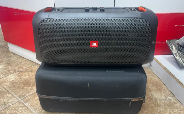 Колонка JBL PARTYBOX ON THE GO